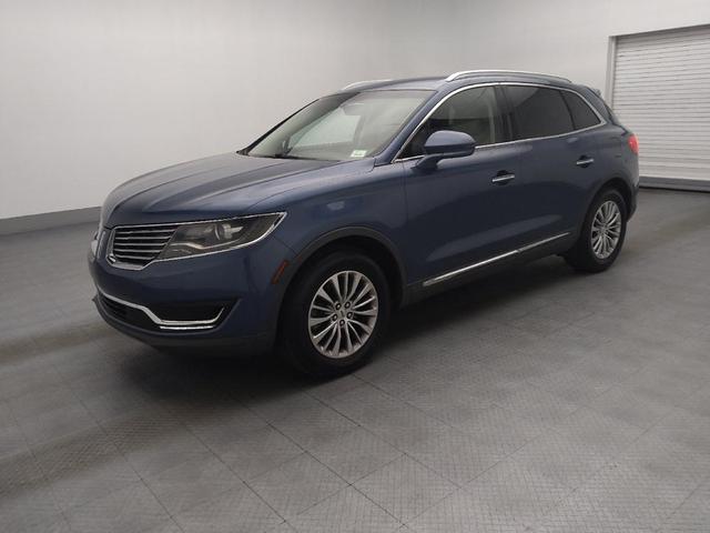 Photo of 2018 Blue Diamond Metallic Lincoln MKX