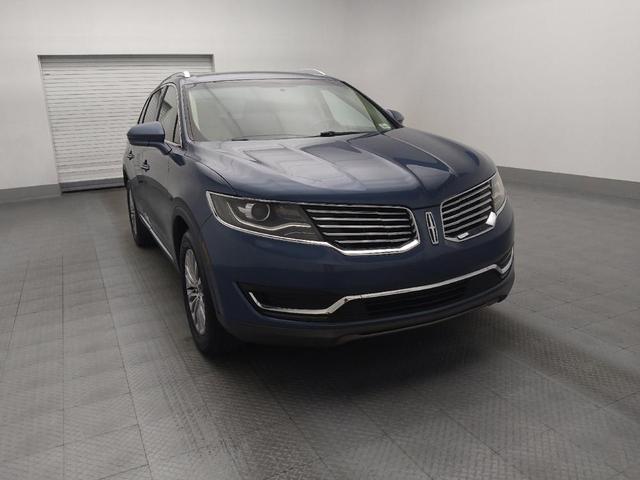 Photo of 2018 Blue Diamond Metallic Lincoln MKX