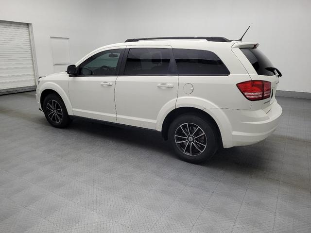 Photo of 2018 White Dodge Journey