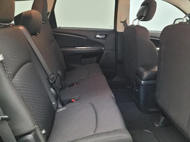 Photo of 2018 White Dodge Journey