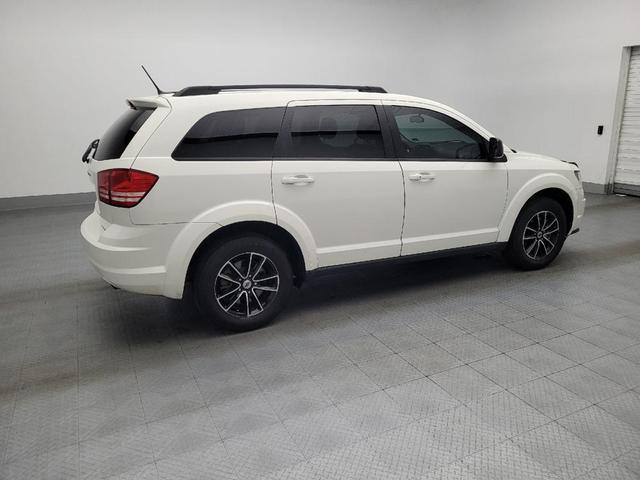 Photo of 2018 White Dodge Journey