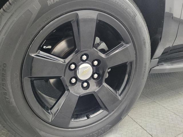 Photo of 2018 Black Chevrolet Suburban