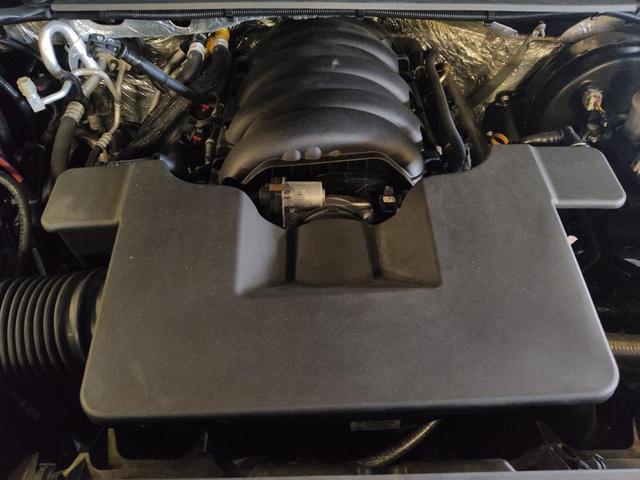 Photo of 2018 Black Chevrolet Suburban