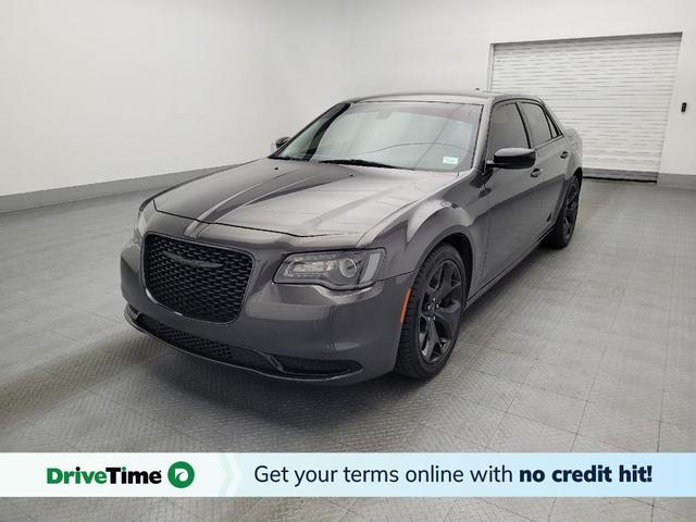 Photo of 2021 Granite Crystal Metallic Clearcoat Chrysler 300