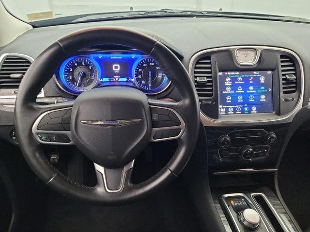 Photo of 2021 Granite Crystal Metallic Clearcoat Chrysler 300