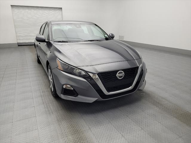 Photo of 2022 Brilliant Silver Metallic Nissan Altima