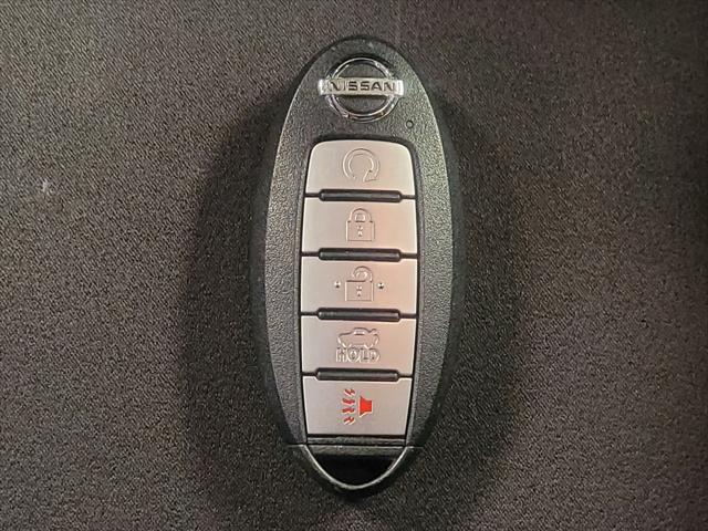 Photo of 2022 Brilliant Silver Metallic Nissan Altima