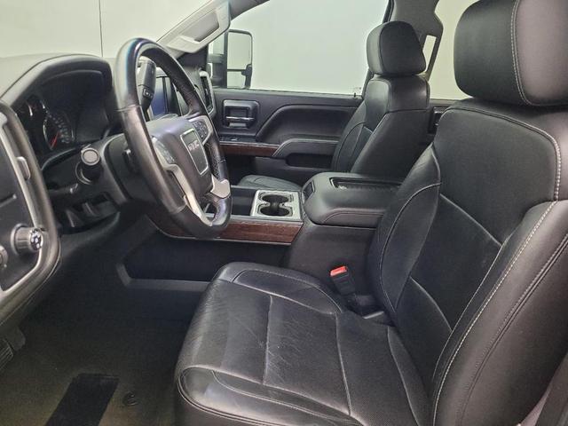 Photo of 2017 Onyx Black GMC Sierra 1500