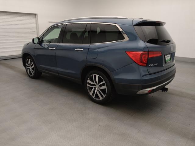 Photo of 2017 Blue Honda Pilot