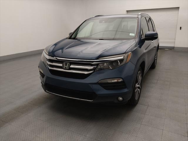 Photo of 2017 Blue Honda Pilot