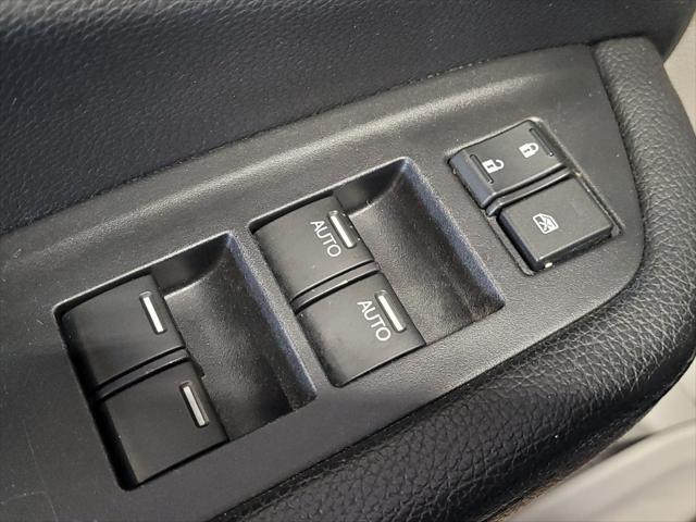 Photo of 2017 Blue Honda Pilot