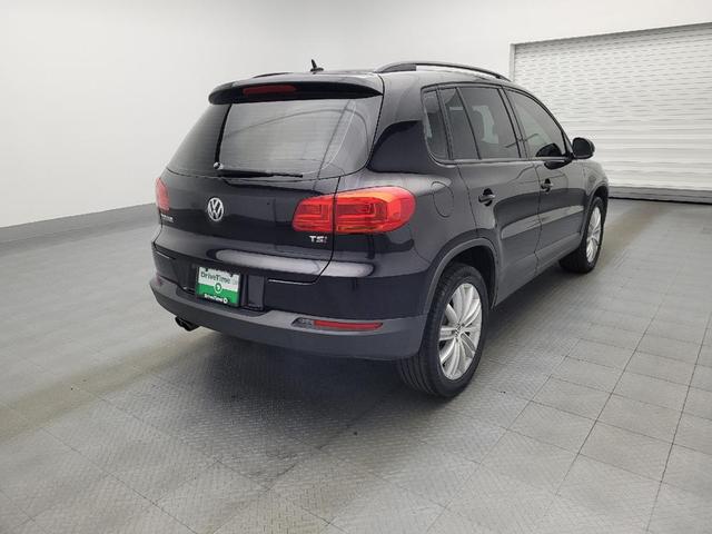 Photo of 2016 Deep Black Pearl Volkswagen Tiguan