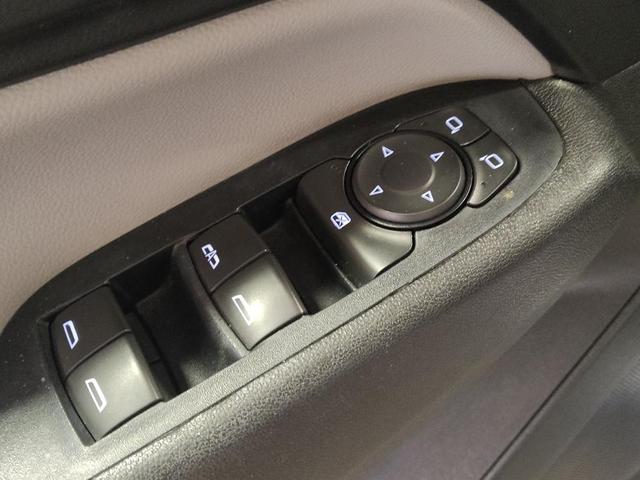 Photo of 2019 Silver Ice Metallic Chevrolet Equinox