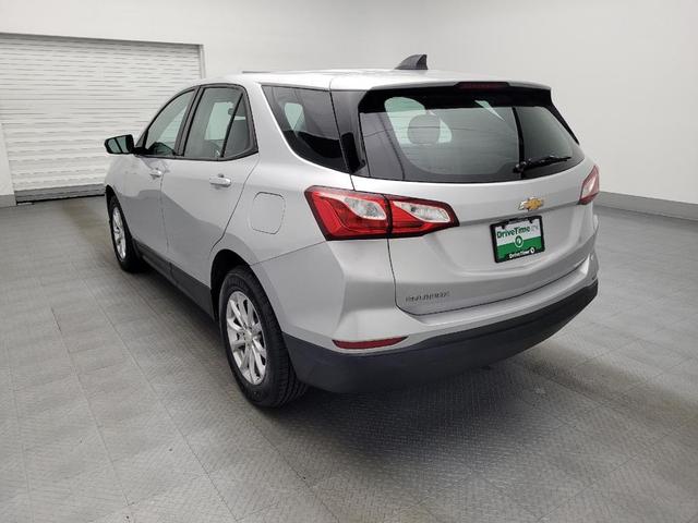 Photo of 2019 Silver Ice Metallic Chevrolet Equinox