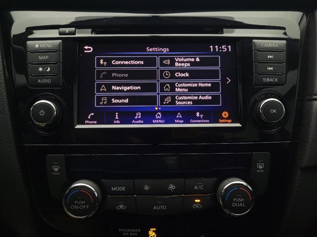 Photo of 2018 Caspian Blue Nissan Rogue