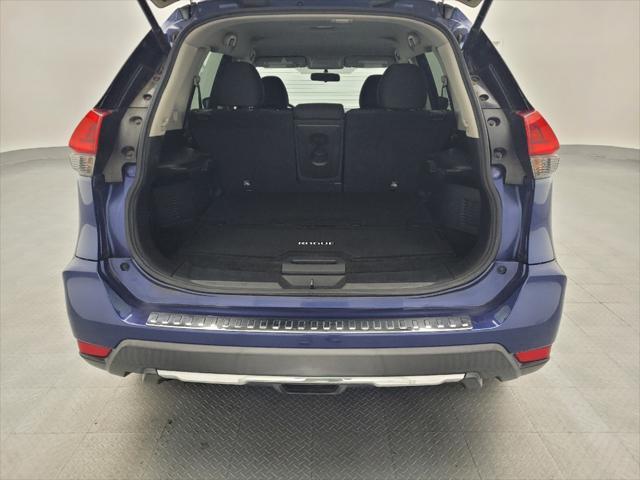 Photo of 2018 Caspian Blue Nissan Rogue