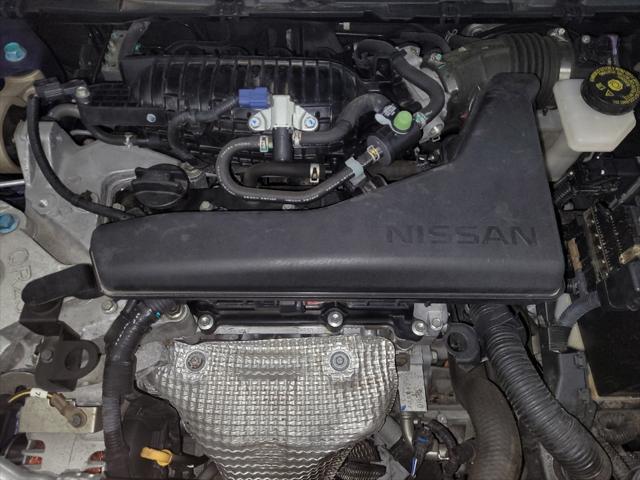 Photo of 2018 Caspian Blue Nissan Rogue