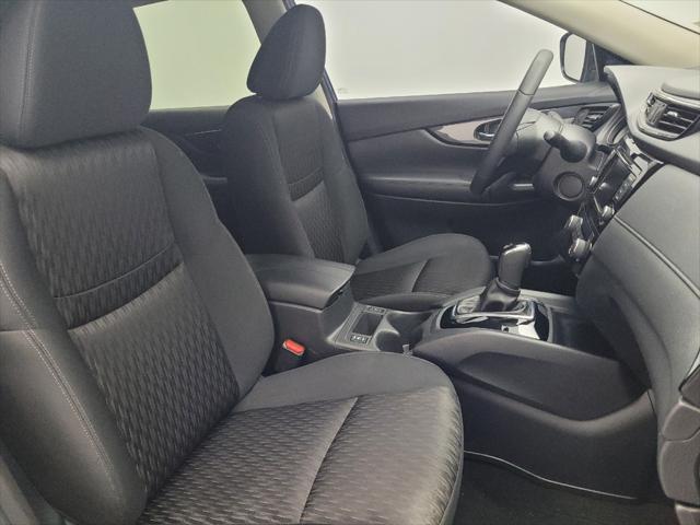 Photo of 2018 Caspian Blue Nissan Rogue