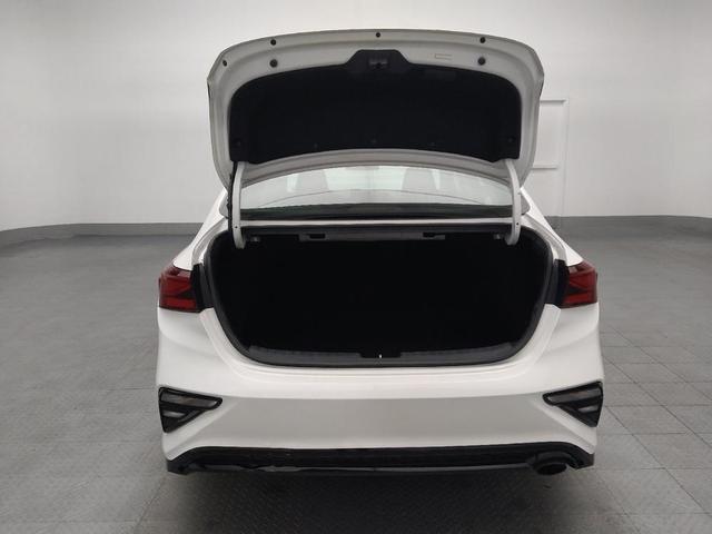 Photo of 2021 Clear White Kia Forte