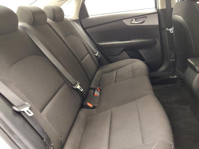 Photo of 2021 Clear White Kia Forte