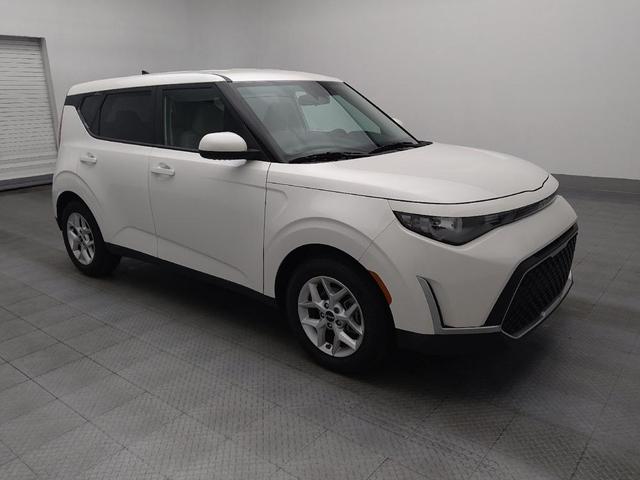 Photo of 2023 Snow White Pearl Kia Soul