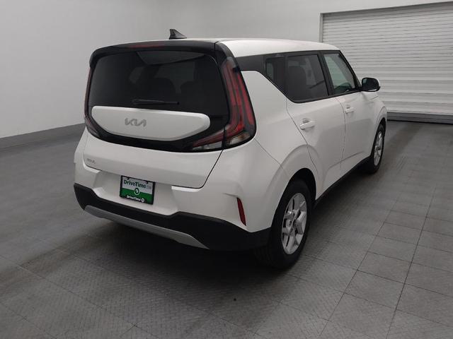 Photo of 2023 Snow White Pearl Kia Soul