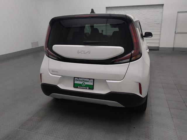 Photo of 2023 Snow White Pearl Kia Soul