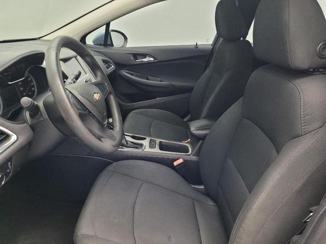 Photo of 2017 Arctic Blue Metallic Chevrolet Cruze