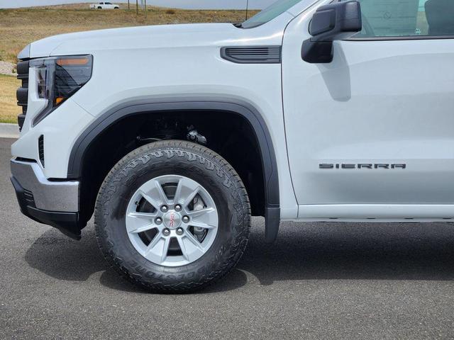 Photo of 2025 Summit White GMC Sierra 1500