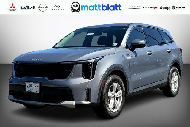 Photo of 2024 Everlasting Silver Kia Sorento