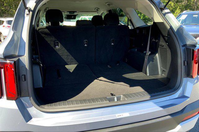 Photo of 2024 Everlasting Silver Kia Sorento