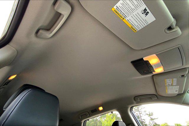 Photo of 2022 Brilliant Silver Metallic Nissan Pathfinder