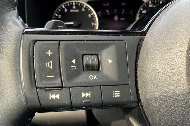 Photo of 2022 Brilliant Silver Metallic Nissan Pathfinder