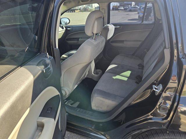 Photo of 2010 Dark Charcoal Pearlcoat Dodge Caliber