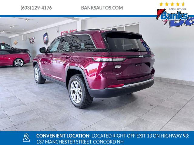 Photo of 2022 Velvet Red Pearlcoat Jeep Grand Cherokee