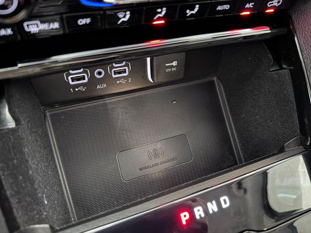 Photo of 2022 Velvet Red Pearlcoat Jeep Grand Cherokee