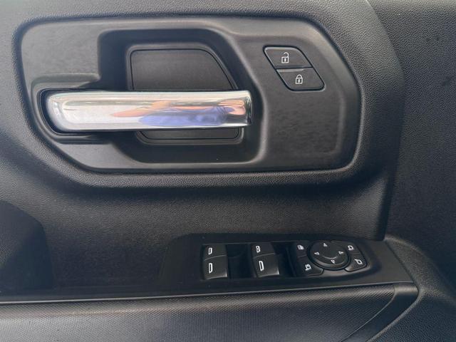 Photo of 2024 Summit White Chevrolet Silverado 2500
