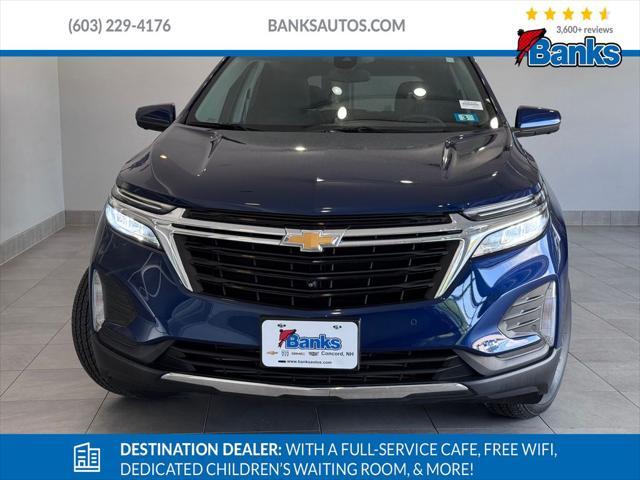 Photo of 2022 Blue Glow Metallic Chevrolet Equinox