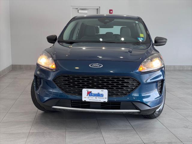 Photo of 2020 Dark Persian Green Metallic Ford Escape