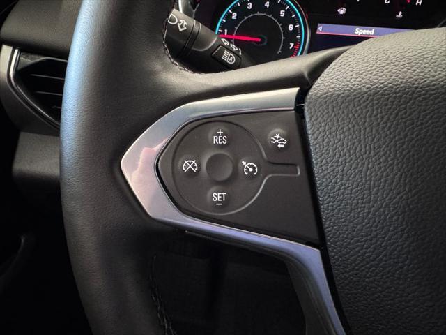 Photo of 2023 Blue Metallic Chevrolet Traverse
