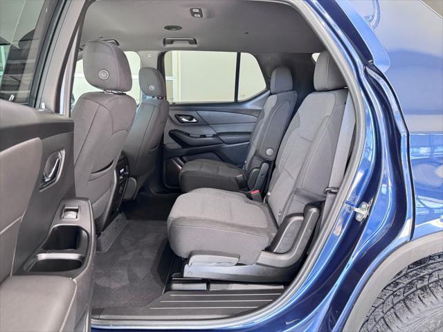 Photo of 2023 Blue Metallic Chevrolet Traverse