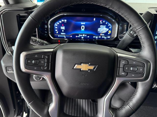 Photo of 2023 Black Chevrolet Silverado 1500