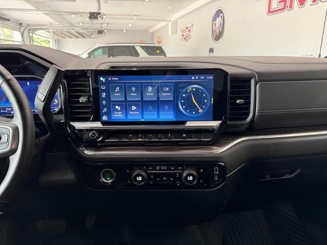 Photo of 2023 Black Chevrolet Silverado 1500