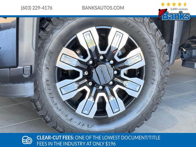 Photo of 2024 Onyx Black GMC Sierra 2500