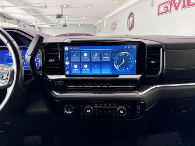 Photo of 2022 Northsky Blue Metallic Chevrolet Silverado 1500