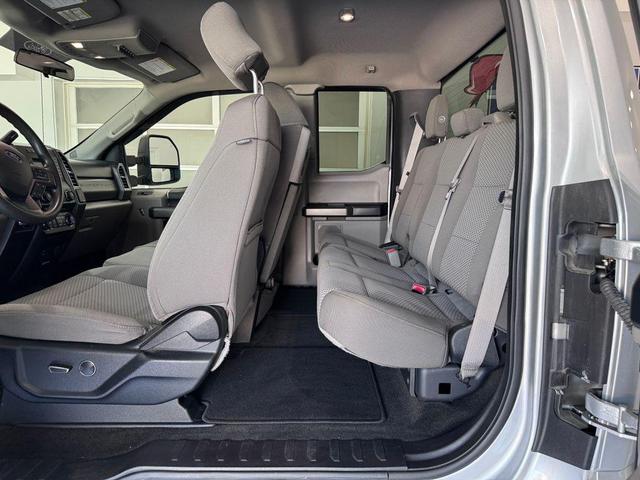 Photo of 2017 Ingot Silver Ford F-250
