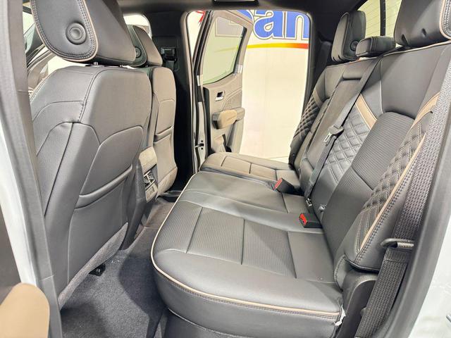 Photo of 2026 Summit White GMC Canyon