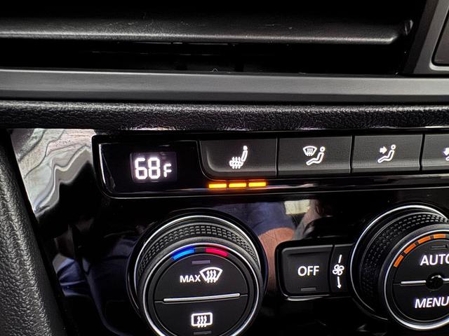 Photo of 2022 Oryx White Pearl Volkswagen Jetta