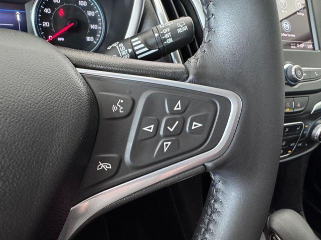 Photo of 2022 Blue Glow Metallic Chevrolet Equinox