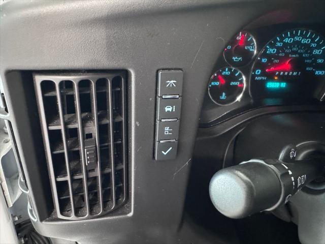 Photo of 2023 Summit White GMC Savana 2500